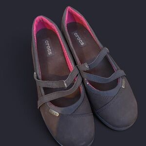 CROCS Women's Black and Pink Flats